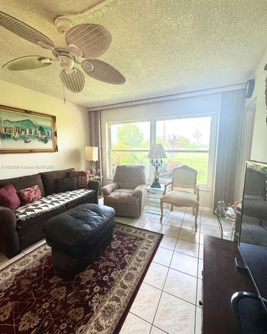 7787 Golf Cir Dr 106, Margate, FL 33063