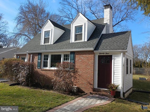 24 SCOTT AVE, Princeton Junction, NJ 08550