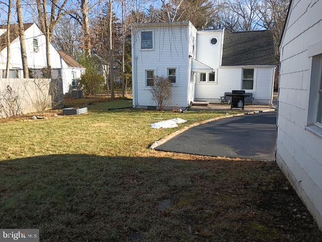 24 SCOTT AVE, Princeton Junction, NJ 08550