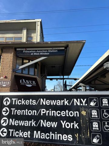 24 SCOTT AVE, Princeton Junction, NJ 08550