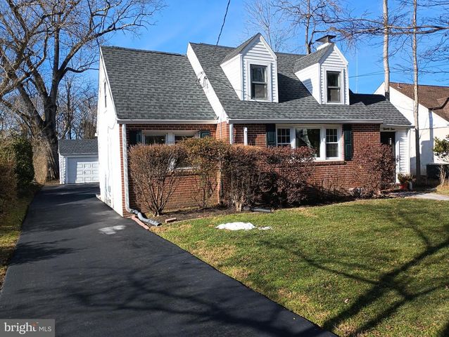 24 SCOTT AVE, Princeton Junction, NJ 08550