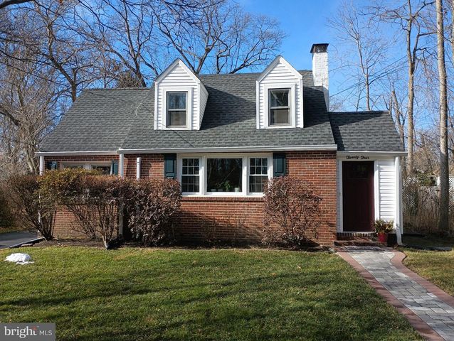 24 SCOTT AVE, Princeton Junction, NJ 08550