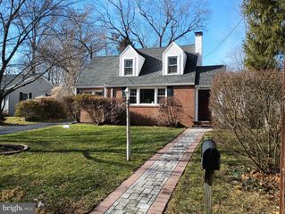24 SCOTT AVE, Princeton Junction, NJ 08550