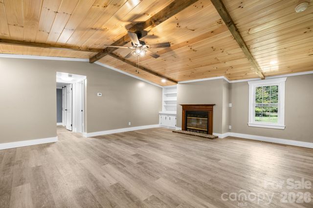 160 Green Street, Rutherford College, NC 28612