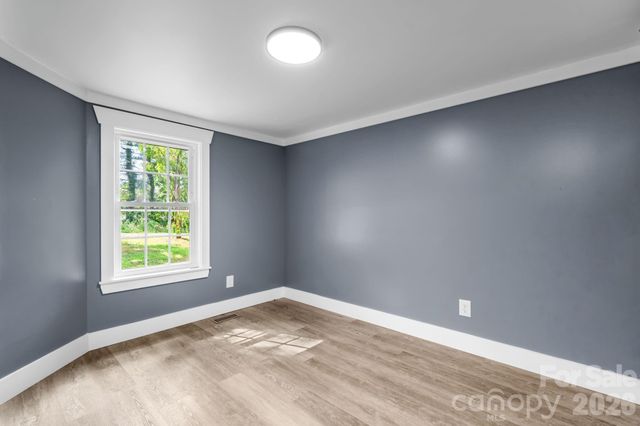 160 Green Street, Rutherford College, NC 28612