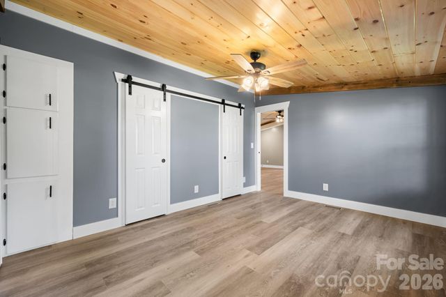 160 Green Street, Rutherford College, NC 28612
