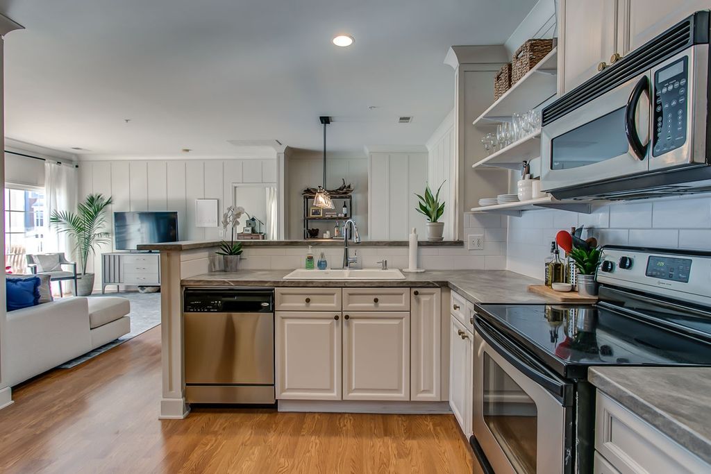 7230 Althorp Way Apt W5, Nashville, TN 37211