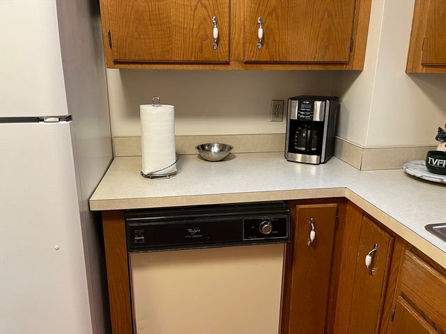 51 Londonderry Rd 51, Grafton, MA 01519