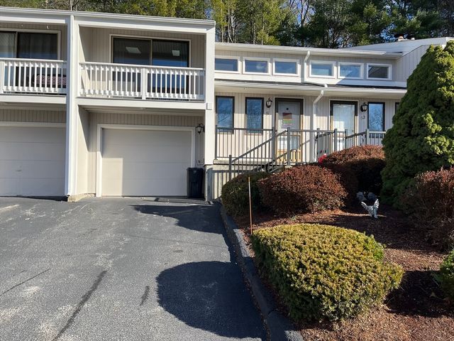 51 Londonderry Rd 51, Grafton, MA 01519