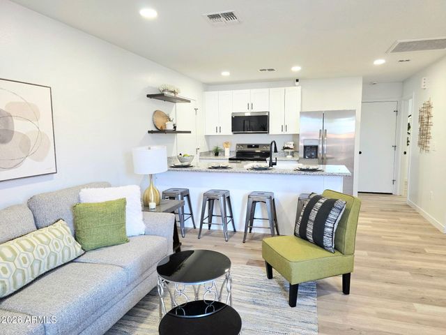 1833 W Hadley Street, Phoenix, AZ 85007
