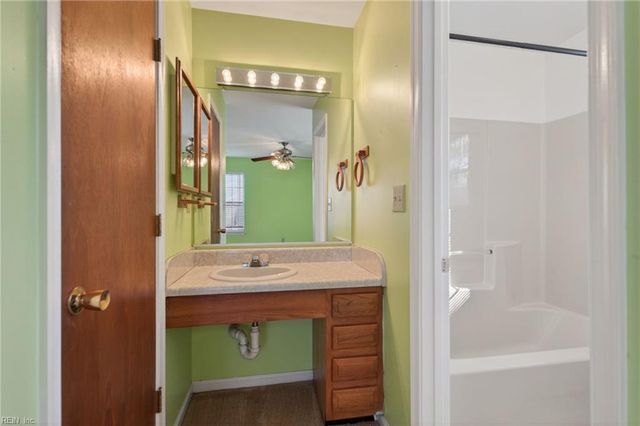 814 Old Point AVE, Hampton, VA 23663