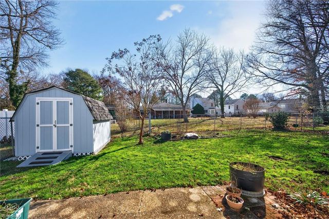 814 Old Point AVE, Hampton, VA 23663