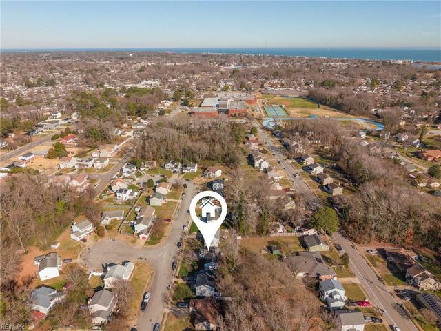 814 Old Point AVE, Hampton, VA 23663