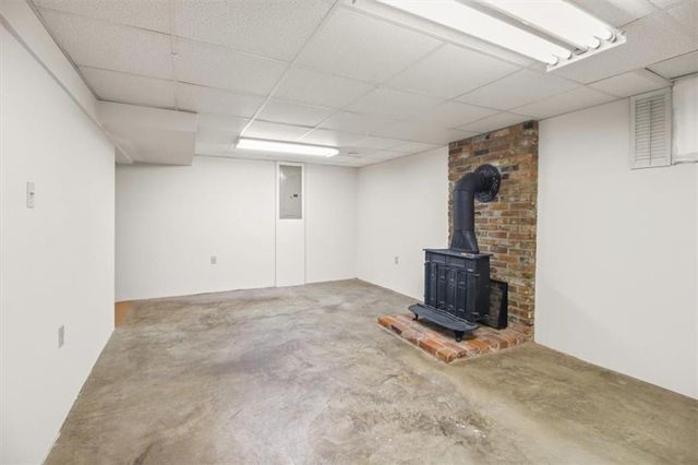 1702 S Pollard Avenue, Independence, MO 64055