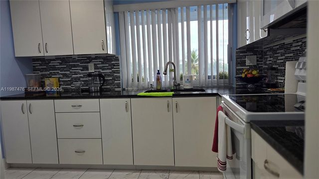 9400 Lime Bay Boulevard 315, Tamarac, FL 33321