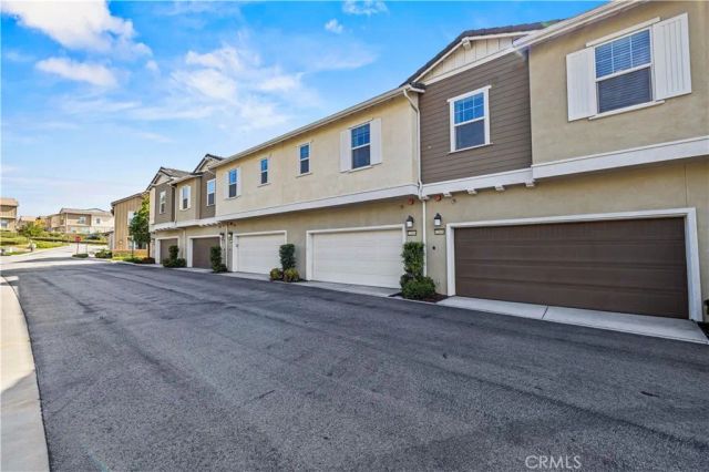 22838 Concord 80, Saugus, CA 91350