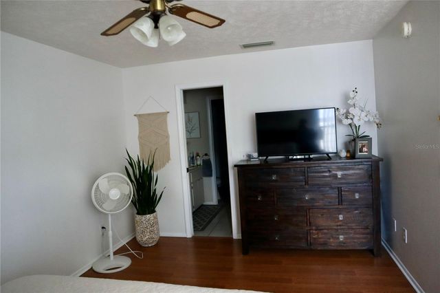 3929 NE 21ST LANE, Ocala, FL 34470