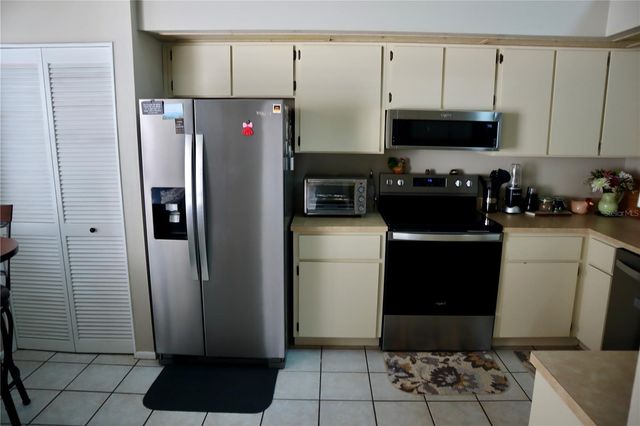 3929 NE 21ST LANE, Ocala, FL 34470