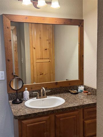 14063 NE Carlson Rd, Elgin, OK 73538