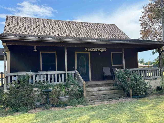 14063 NE Carlson Rd, Elgin, OK 73538