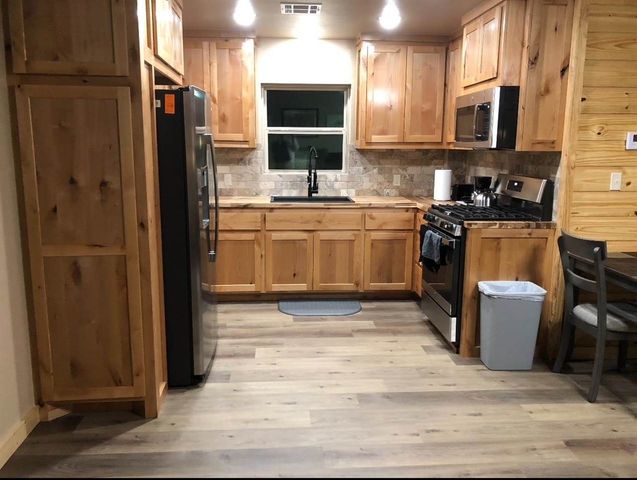 14063 NE Carlson Rd, Elgin, OK 73538