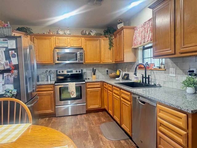 14063 NE Carlson Rd, Elgin, OK 73538