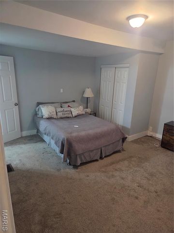 619 S 4th Street, Greenville, IL 62246