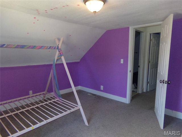 619 S 4th Street, Greenville, IL 62246