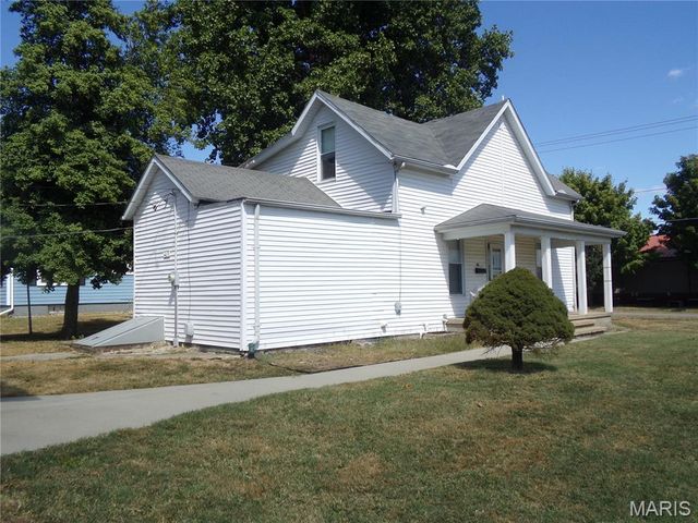 619 S 4th Street, Greenville, IL 62246