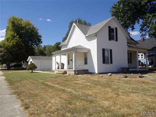 619 S 4th Street, Greenville, IL 62246