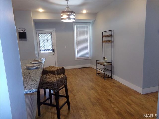 619 S 4th Street, Greenville, IL 62246