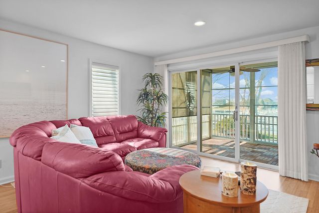 420 W Oselka Drive 212, New Buffalo City, MI 49117