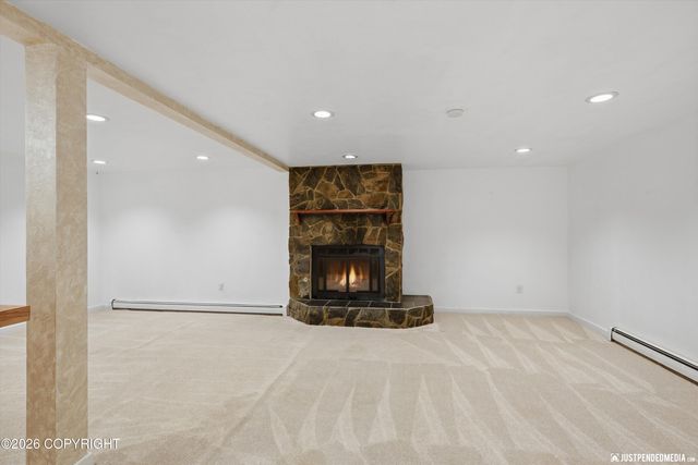 6622 Lakeway Drive, Anchorage, AK 99502