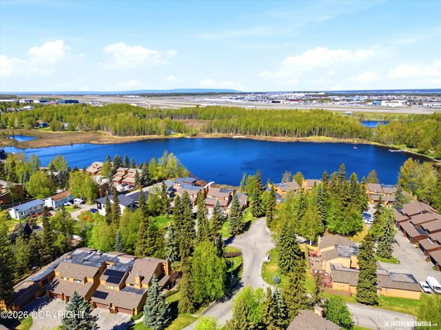 6622 Lakeway Drive, Anchorage, AK 99502