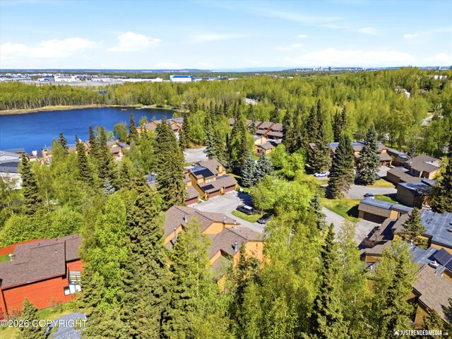 6622 Lakeway Drive, Anchorage, AK 99502