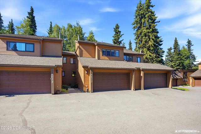 6622 Lakeway Drive, Anchorage, AK 99502
