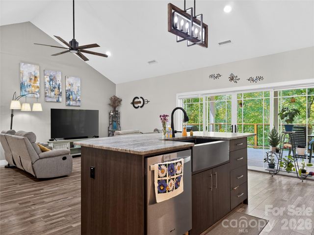 278 Hunters Trace, Rutherfordton, NC 28139