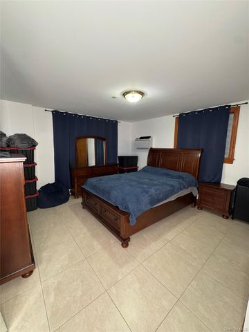 4228 214th Place P4, Bayside, NY 11361