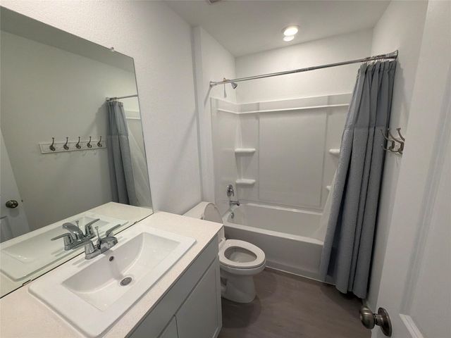930 Pertuso Lane, Huffman, TX 77336