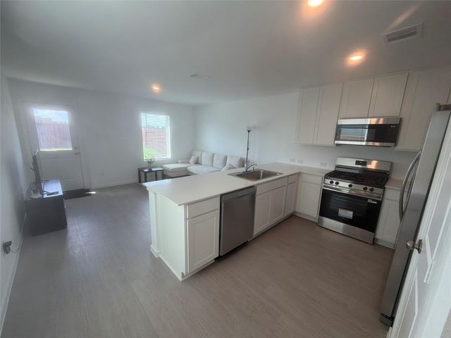 930 Pertuso Lane, Huffman, TX 77336