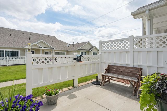 2836 Ashland Court, Altoona, IA 50009