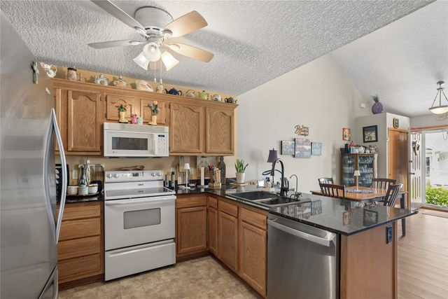 2836 Ashland Court, Altoona, IA 50009