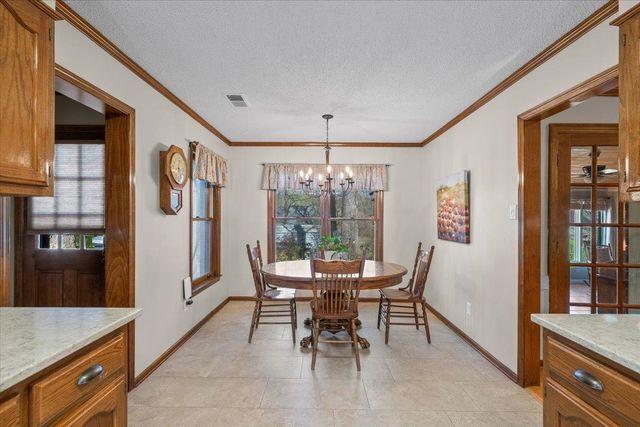 8930 WOODMARK DR, Cordova, TN 38018