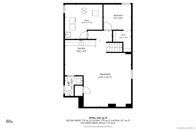 24 Jackson Avenue, Elmont, NY 11003