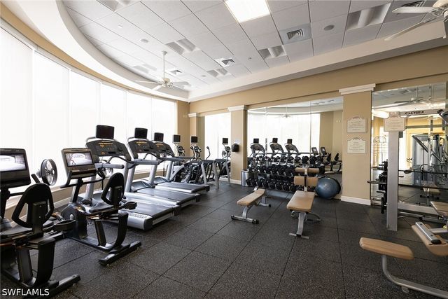 1050 Borghese LN 1202, Naples, FL 34114