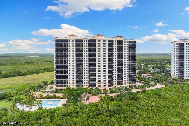 1050 Borghese LN 1202, Naples, FL 34114