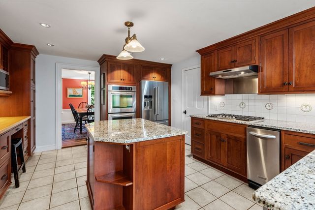 1 Woodholm Circle, Manchester, MA 01944