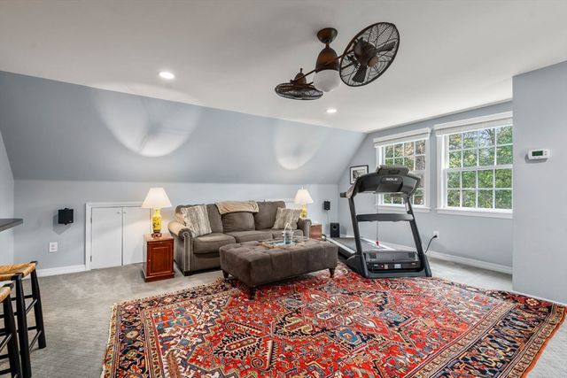 1 Woodholm Circle, Manchester, MA 01944