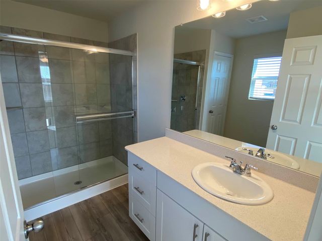 4533 Greenham Lane, Fort Worth, TX 76036