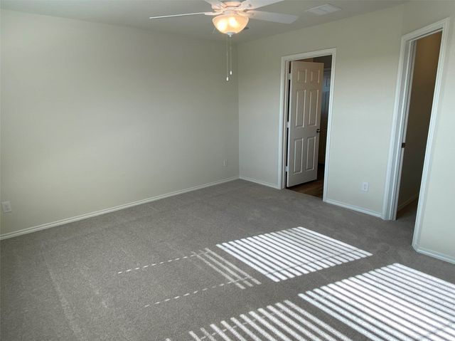 4533 Greenham Lane, Fort Worth, TX 76036